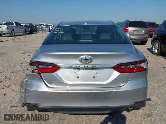 2023 Toyota Camry LE z VIN 4T1C11AK3PU723498, wystawiony jako IAAI lot #43139931 z przebiegiem 70 435 mil mil oraz . Historia ofert i sprzedaży dostępna na DreamBid. Obrazek 16.