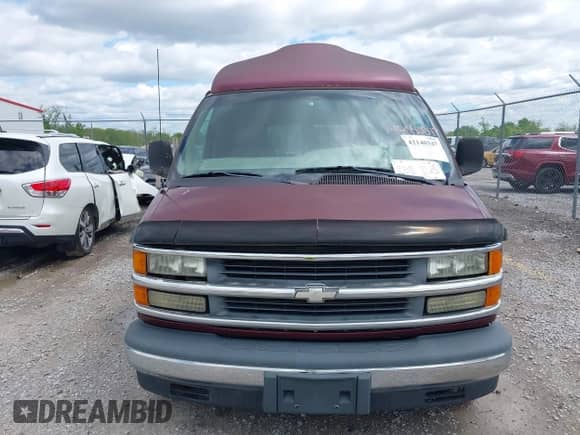 2001 Chevrolet Express Cargo YF7 Upfitter с VIN 1GBFG15R411217392, выставлен на аукционе IAAI как лот 42140347 с пробегом 171 291 миль миль и . История ставок и продаж доступна на DreamBid. Изображение 6.