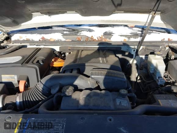 2009 Cadillac Escalade with VIN 1GYFK33599R100257, listed as a IAAI auction lot 41192214 with 161,658 mi miles and . Bid and sale history available at DreamBid. Image 10.