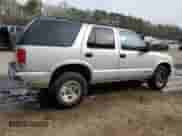 1997 Chevrolet Blazer LS z VIN 1GNCS13W2VK216755, wystawiony jako Copart lot #42385625 z przebiegiem 269 008 mil mil oraz Szkoda całkowita • Salvage title. Historia ofert i sprzedaży dostępna na DreamBid. Obrazek 3.