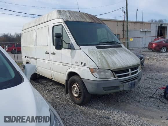 2005 Dodge Sprinter with VIN WD2PD644655726506, listed as a IAAI auction lot 41613814 with 292,952 mi miles and . Bid and sale history available at DreamBid. Image 1.