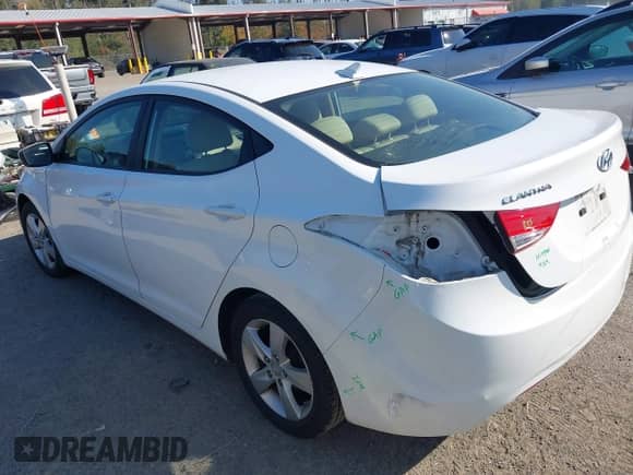 2013 Hyundai Elantra GLS с VIN 5NPDH4AE0DH165034, выставлен на аукционе IAAI как лот 43296146 с пробегом 137 928 миль миль и . История ставок и продаж доступна на DreamBid. Изображение 3.