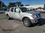 2013 Nissan Frontier SL with VIN 1N6AD0ER1DN750223, listed as a Copart auction lot 70495605 with 80,261 mi miles and Salvage title. Bid and sale history available at DreamBid. Image 4.