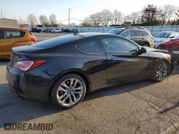 2013 Hyundai Genesis Coupe R-Spec z VIN KMHHT6KD4DU111402, wystawiony jako Copart lot #48752935 z przebiegiem 104 119 mil mil oraz Szkoda całkowita • Salvage title. Historia ofert i sprzedaży dostępna na DreamBid. Obrazek 3.