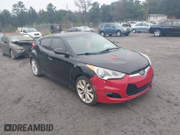 2012 Hyundai Veloster w/Black Int с VIN KMHTC6ADXCU035095, выставлен на аукционе IAAI как лот 43573317 с пробегом 139 502 миль миль и . История ставок и продаж доступна на DreamBid. Изображение 1.