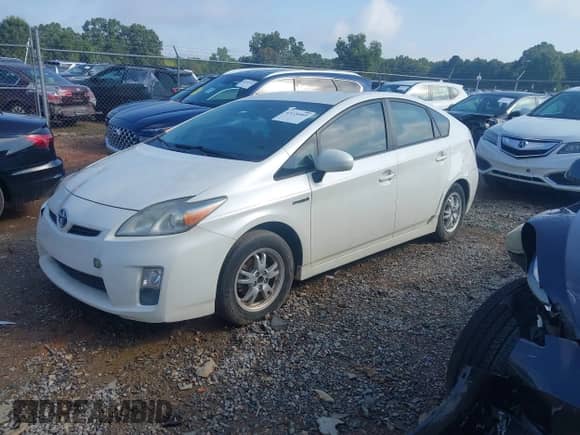 2011 Toyota Prius I с VIN JTDKN3DU9B5339144, выставлен на аукционе IAAI как лот 43124405 с пробегом 213 765 миль миль и . История ставок и продаж доступна на DreamBid. Изображение 2.