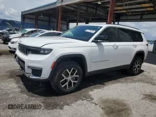 2023 Jeep Grand Cherokee Limited with VIN 1C4RJKBG3P8811121, listed as a Copart auction lot 61719615 with 32,159 mi miles and Salvage title. Bid and sale history available at DreamBid. Image 1.