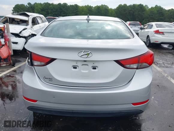 2015 Hyundai Elantra SE с VIN KMHDH4AE4FU279106, выставлен на аукционе IAAI как лот 43072976 с пробегом 57 407 миль миль и . История ставок и продаж доступна на DreamBid. Изображение 16.