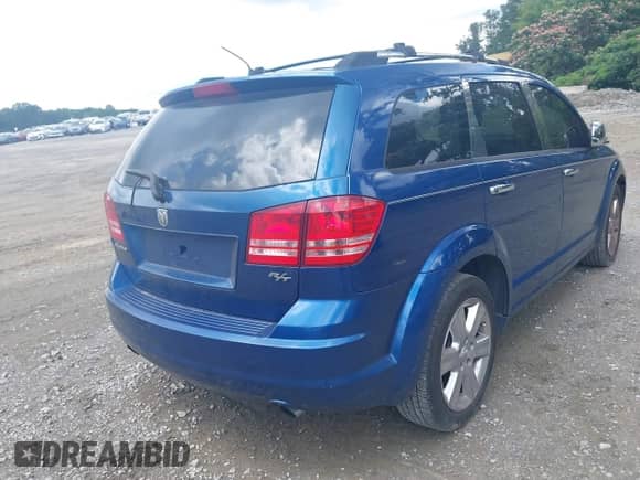 2009 Dodge Journey R/T z VIN 3D4GG67V69T194969, wystawiony jako IAAI lot #42491714 z przebiegiem 172 589 mil mil oraz . Historia ofert i sprzedaży dostępna na DreamBid. Obrazek 4.