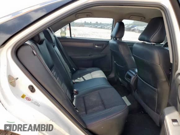 2015 Toyota Camry LE z VIN 4T1BF1FK0FU485937, wystawiony jako Copart lot #81226705 z przebiegiem 199 846 mil mil oraz Szkoda całkowita • Salvage title. Historia ofert i sprzedaży dostępna na DreamBid. Obrazek 10.