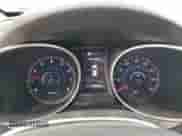 2014 Hyundai Santa Fe с VIN 5XYZU3LA3EG219084, выставлен на аукционе Copart как лот 71632985 с пробегом 100 785 миль миль и Списание • Salvage title. История ставок и продаж доступна на DreamBid. Изображение 9.