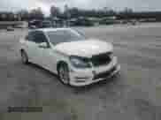 2012 Mercedes-Benz C 350 Sport с VIN WDDGF5HB5CA671894, выставлен на аукционе Copart как лот 84428055 с пробегом 61 412 миль миль и Списание • Salvage title. История ставок и продаж доступна на DreamBid. Изображение 14.