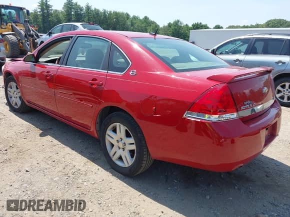 2007 Chevrolet Impala LT z VIN 2G1WC58R879194867, wystawiony jako IAAI lot #42808327 z przebiegiem 168 391 mil mil oraz . Historia ofert i sprzedaży dostępna na DreamBid. Obrazek 3.