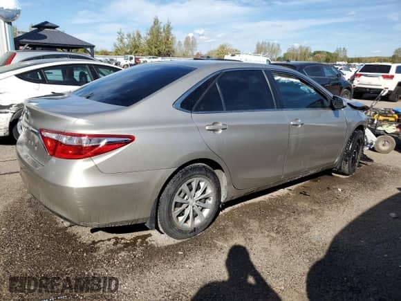 2017 Toyota Camry LE with VIN 4T1BF1FK7HU421543, listed as a Copart auction lot 80677995 with 191,173 mi miles and Salvage title. Bid and sale history available at DreamBid. Image 3.