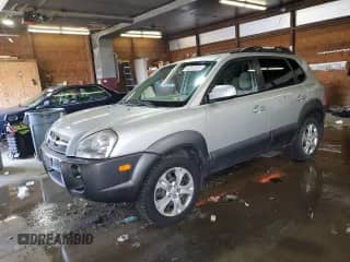 2008 Hyundai Tucson SE с VIN KM8JN72D48U874446, выставлен на аукционе Copart как лот 65293935 с пробегом 220 485 миль миль и Чистый • Clean title. История ставок и продаж доступна на DreamBid. Изображение 1.