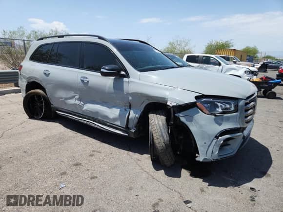 2024 Mercedes-Benz GLS 580 z VIN 4JGFF8FE6RB226910, wystawiony jako Copart lot #59205985 z przebiegiem 8 161 mil mil oraz Szkoda całkowita • Salvage title. Historia ofert i sprzedaży dostępna na DreamBid. Obrazek 4.