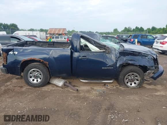 2011 GMC Sierra 1500 Work Truck z VIN 1GTN2TEA6BZ174902, wystawiony jako IAAI lot #42966465 z przebiegiem 125 985 mil mil oraz . Historia ofert i sprzedaży dostępna na DreamBid. Obrazek 13.