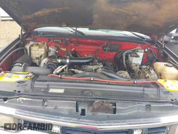 1994 Chevrolet Suburban z VIN 1GNGK26F1RJ333774, wystawiony jako IAAI lot #42878056 z przebiegiem 246 887 mil mil oraz . Historia ofert i sprzedaży dostępna na DreamBid. Obrazek 10.