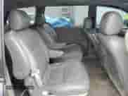 2006 Toyota Sienna XLE z VIN 5TDBA22C06S060763, wystawiony jako Copart lot #68841795 z przebiegiem 247 453 mil mil oraz Szkoda całkowita • Salvage title. Historia ofert i sprzedaży dostępna na DreamBid. Obrazek 11.