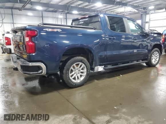 2022 Chevrolet Silverado 1500 LT with VIN 1GCPDDEK1NZ621593, listed as a Copart auction lot 65178265 with 83,081 mi miles and Salvage title. Bid and sale history available at DreamBid. Image 3.