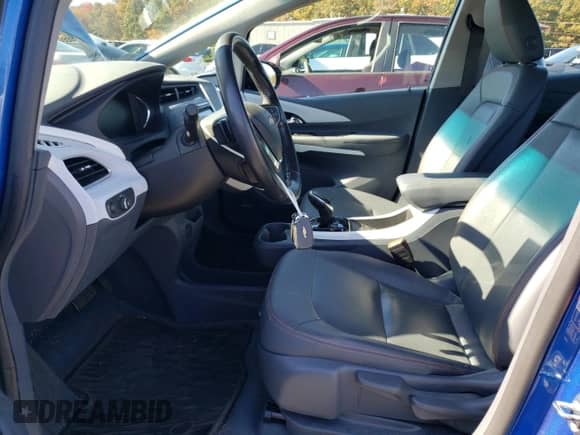 2020 Chevrolet Bolt EV Premier z VIN 1G1FZ6S00L4111654, wystawiony jako Copart lot #72761263 z przebiegiem 37 137 mil mil oraz . Historia ofert i sprzedaży dostępna na DreamBid. Obrazek 7.