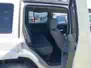 2006 Jeep Commander with VIN 1J8HH48K46C220346, listed as a IAAI auction lot 42898694 with 102,180 mi miles and . Bid and sale history available at DreamBid. Image 8.