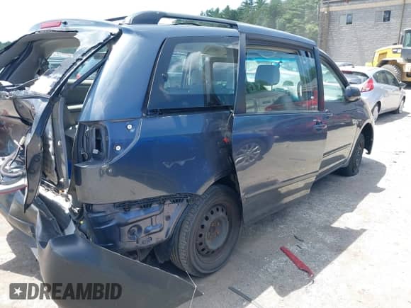 2008 Toyota Sienna LE z VIN 5TDZK23C98S123324, wystawiony jako IAAI lot #42516326 z przebiegiem Nie podano mil oraz . Historia ofert i sprzedaży dostępna na DreamBid. Obrazek 13.