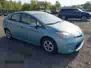 2015 Toyota Prius Four z VIN JTDKN3DU3F1977760, wystawiony jako IAAI lot #43233363 z przebiegiem 101 831 mil mil oraz . Historia ofert i sprzedaży dostępna na DreamBid. Obrazek 1.