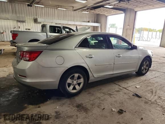 2013 Chevrolet Malibu LS с VIN 1G11B5SA9DF186344, выставлен на аукционе Copart как лот 82518355 с пробегом 98 952 миль миль и На запчасти • Non repairable. История ставок и продаж доступна на DreamBid. Изображение 3.