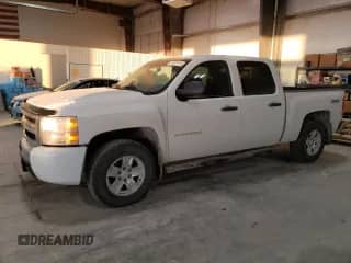 2011 Chevrolet Silverado 1500 Work Truck с VIN 3GCPKPE34BG154228, выставлен на аукционе Copart как лот 86397474 с пробегом 233 405 миль миль и Списание • Salvage title. История ставок и продаж доступна на DreamBid. Изображение 1.