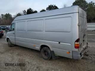 2006 Dodge Sprinter with VIN WD0PD544465942567, listed as a Copart auction lot 43606765 with 360,846 mi miles and Salvage title. Bid and sale history available at DreamBid. Image 2.