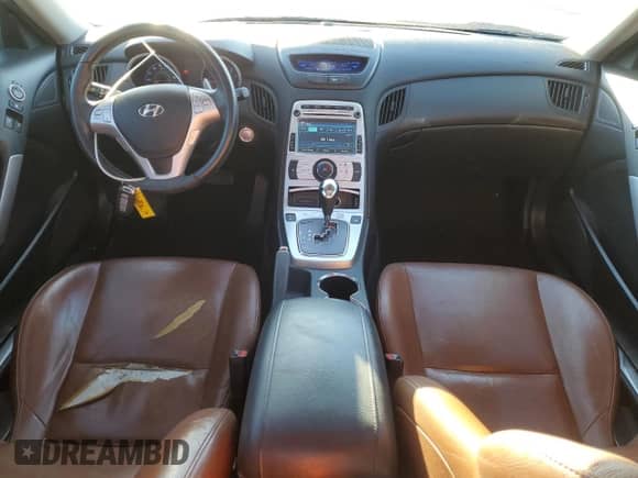 2010 Hyundai Genesis Coupe Grand Touring с VIN KMHHU6KH7AU020250, выставлен на аукционе Copart как лот 88284755 с пробегом 100 173 миль миль и Списание • Salvage title. История ставок и продаж доступна на DreamBid. Изображение 8.