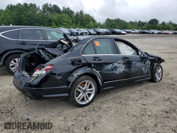 2014 Mercedes-Benz C 300 Sport с VIN WDDGF8AB9EG235349, выставлен на аукционе Copart как лот 60460885 с пробегом Не указан миль и Чистый • Clean title. История ставок и продаж доступна на DreamBid. Изображение 3.