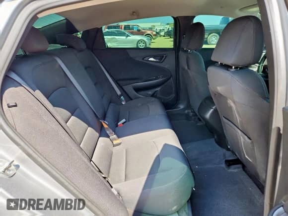 2024 Chevrolet Malibu LS z VIN 1G1ZB5ST2RF165704, wystawiony jako Copart lot #64191675 z przebiegiem 10 934 mil mil oraz Czysty tytuł • Clean title. Historia ofert i sprzedaży dostępna na DreamBid. Obrazek 10.