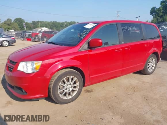 2013 Dodge Grand Caravan R/T с VIN 2C4RDGEG2DR643973, выставлен на аукционе IAAI как лот 42920926 с пробегом 101 175 миль миль и . История ставок и продаж доступна на DreamBid. Изображение 17.