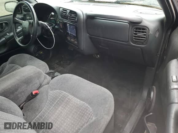 1999 Chevrolet S-10 LS Xtreme с VIN 1GCCS14W8X8153166, выставлен на аукционе Copart как лот 56846485 с пробегом 176 661 миль миль и Списание • Salvage title. История ставок и продаж доступна на DreamBid. Изображение 8.