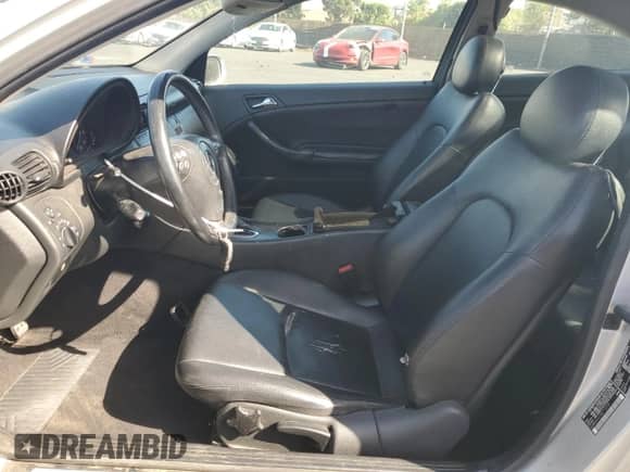 2005 Mercedes-Benz C 320 z VIN WDBRN64J15A712239, wystawiony jako Copart lot #58440215 z przebiegiem 160 085 mil mil oraz Szkoda całkowita • Salvage title. Historia ofert i sprzedaży dostępna na DreamBid. Obrazek 7.