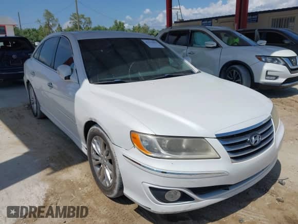 2011 Hyundai Azera Limited с VIN KMHFC4DF6BA521790, выставлен на аукционе IAAI как лот 42176922 с пробегом Не указан миль и . История ставок и продаж доступна на DreamBid. Изображение 1.