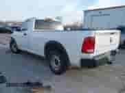 2012 Ram 1500 ST z VIN 3C6JD6DP5CG264518, wystawiony jako IAAI lot #41103265 z przebiegiem 145 791 mil mil oraz . Historia ofert i sprzedaży dostępna na DreamBid. Obrazek 3.