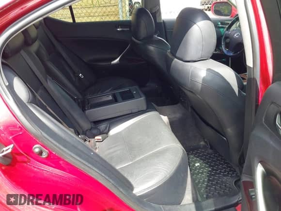 2007 Lexus IS 250 с VIN JTHCK262272017732, выставлен на аукционе IAAI как лот 43137091 с пробегом 170 184 миль миль и . История ставок и продаж доступна на DreamBid. Изображение 8.