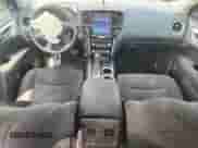 2015 Nissan Pathfinder SV z VIN 5N1AR2MM4FC705454, wystawiony jako Copart lot #68354385 z przebiegiem 136 225 mil mil oraz Szkoda całkowita • Salvage title. Historia ofert i sprzedaży dostępna na DreamBid. Obrazek 8.