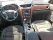 2016 Chevrolet Traverse LT z VIN 1GNKRGKD2GJ107392, wystawiony jako Copart lot #82369025 z przebiegiem 107 892 mil mil oraz Szkoda całkowita • Salvage title. Historia ofert i sprzedaży dostępna na DreamBid. Obrazek 8.