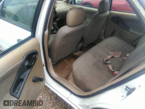 2002 Chevrolet Cavalier с VIN 1G1JC524X27130928, выставлен на аукционе IAAI как лот 36543864 с пробегом 88 123 миль миль и . История ставок и продаж доступна на DreamBid. Изображение 8.
