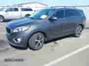 2018 Kia Sorento EX z VIN 5XYPHDA57JG369135, wystawiony jako IAAI lot #42489600 z przebiegiem 88 569 mil mil oraz . Historia ofert i sprzedaży dostępna na DreamBid. Obrazek 2.