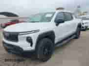 2024 Chevrolet Silverado EV Work Truck с VIN 1GC10VEL9RU200904, выставлен на аукционе IAAI как лот 41875208 с пробегом 10 823 миль миль и . История ставок и продаж доступна на DreamBid. Изображение 2.