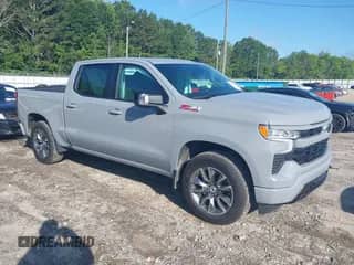 2024 Chevrolet Silverado 1500 RST z VIN 1GCUDEED3RZ370320, wystawiony jako IAAI lot #42510036 z przebiegiem 29 655 mil mil oraz . Historia ofert i sprzedaży dostępna na DreamBid. Obrazek 1.