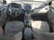 2012 Hyundai Elantra Limited z VIN 5NPDH4AE0CH077955, wystawiony jako Copart lot #82022935 z przebiegiem 116 952 mil mil oraz Szkoda całkowita • Salvage title. Historia ofert i sprzedaży dostępna na DreamBid. Obrazek 8.