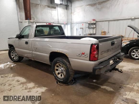 2006 Chevrolet Silverado 1500 LS z VIN 1GCEK14T36E135138, wystawiony jako Copart lot #87360994 z przebiegiem 76 755 mil mil oraz Nie do naprawy • Non repairable. Historia ofert i sprzedaży dostępna na DreamBid. Obrazek 2.