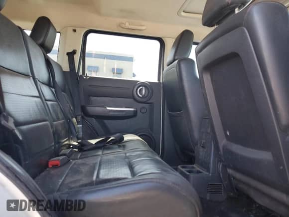 2007 Dodge Nitro R/T with VIN 1D8GT58637W723443, listed as a Copart auction lot 61571965 with 217,977 mi miles and Salvage title. Bid and sale history available at DreamBid. Image 11.