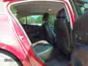 2013 Chevrolet Cruze 2LT z VIN 1G1PE5SB8D7183312, wystawiony jako IAAI lot #42964782 z przebiegiem 159 262 mil mil oraz . Historia ofert i sprzedaży dostępna na DreamBid. Obrazek 8.